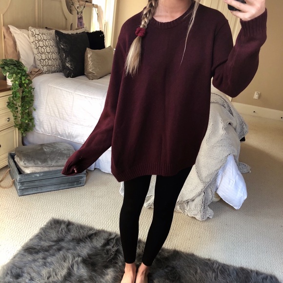 Sweaters - burgundy chunky knit